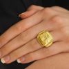 Fashion Rings Elizabeth Locke | Elizabeth Locke Fat Bee Ring In 19K Yellow Gold